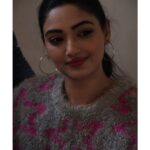 Preeti Verma Instagram - Happy new year 2024🩷😇👑🥳🤩🫶💃💐✨🥂🍾🎇🎊🫰🎉🎈 PC: @kaviravikant #2024 #newyear #happynewyear #newyear1stpost Hathras