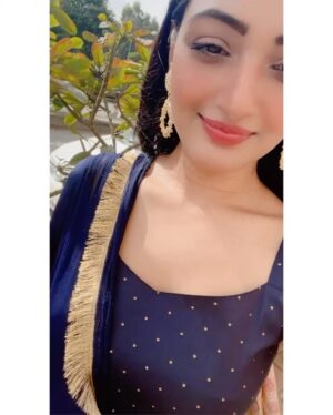 Preeti Verma Instagram - 💙🩵