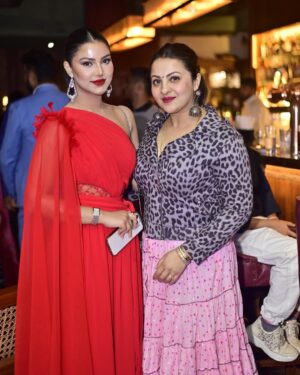 Preety Kongana Instagram - Few captures from my birthday bash 12/12/2023 ♥️ ♥️♥️

I m obliged ♥️♥️♥️ n I love you all ♥️♥️♥️

The red dress I m wearing is beautifully customised by @page_3_boutique ♥️ thank @nandini_borkakati 😘