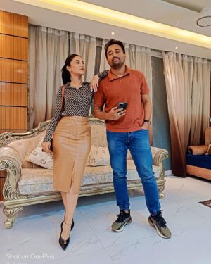 Preety Kongana Instagram - Give us a caption …

Photo credit @mkup_artist_susmita 😘❤️