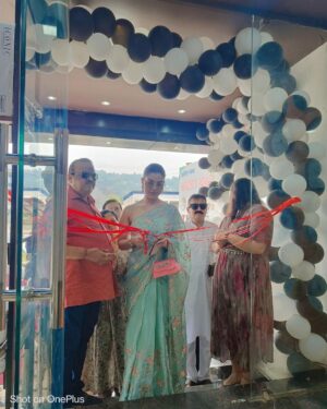 Preety Kongana Instagram - Furniture ideas 
- an easy solution 

Yesterday I was privileged to inaugurate this amazing store in town 🤗🙏🏻

Introducing "Furniture Ideas" - 
the newest addition to our town's vibrant market! From cozy household fixtures to sleek office setups,  they provide easy solutions tailored to all your furnishing needs. Dive into a world of innovative designs and quality that stands the test of time in reasonable rates.. 
Come on in and make your space truly yours.. 
FurnitureIdeas , Laalmati , NH 37 , near by Audi showroom, Ghy🙏🏻

& thank you @mkup_artist_susmita for everything ♥️ & thank you @saikiaanjana9957 for being my support system ♥️

HomeAndOfficeSolutions #guwahati #assam #preetykkongana