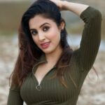Priyanka KD Instagram - Lover 😘🥰……. #priyankakholgade #instagram #instagood #photography #photooftheday #love #mumbai #maharashtra #pose