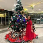 Priyanka Nalkari Instagram - #merrychristmas #lastmonthoftheyear #2023 #frocklover #xmastress #pictureperfect #stars #malaysia #kl #christmastree #festivalmood #insta #instagram #instamood
