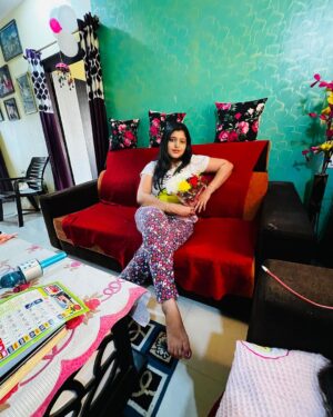 Priyanka Panigrahi Instagram - #alwaysbehappy 🫶🏻🫶🏻
#mynewyearsresolution ❤️🙏🏻