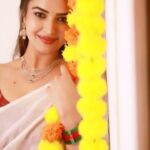 Pujita Ponnada Instagram - 🪔🪔🪔 Shot by @thescienceofphoto #happydiwali #reels #reelsindia #pujitaponnada #diwali