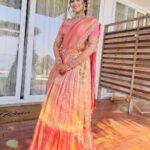 Pujita Ponnada Instagram - Destination weddings are so much fun❤️ Outfit customised by @bhargavi.amirineni Jewellery customised by @tyaanijewellery MUA @ppmakeoverartistry_official #pujitaponnada #photoshoot Allepeye Backwaters, Kerala