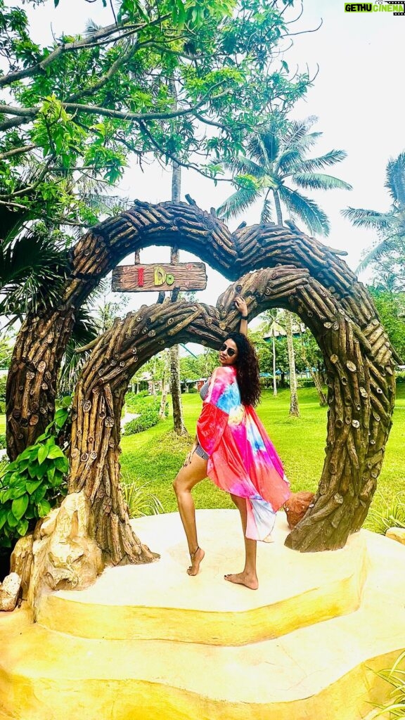 Pupul Bhuyan Instagram - A sneak peek of my Latest Trip ✈️ . . . . [ Vietnam, Thailand, travel blogger , traveller, pupulbhuyan, influencer, Instagram growth]