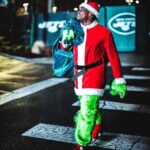 Quincy Williams Instagram - “Maybe Christmas doesn’t come from a store. Maybe Christmas perhaps means a little bit more.” — The Grinch #VILLIANZ Metlife NY Jets Stadium
