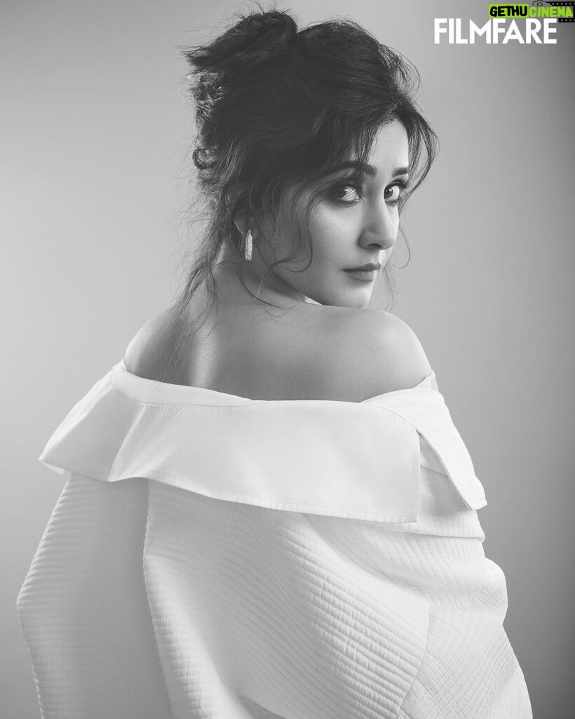 Raashi Khanna Instagram - My secret is simple; I pray. 💫