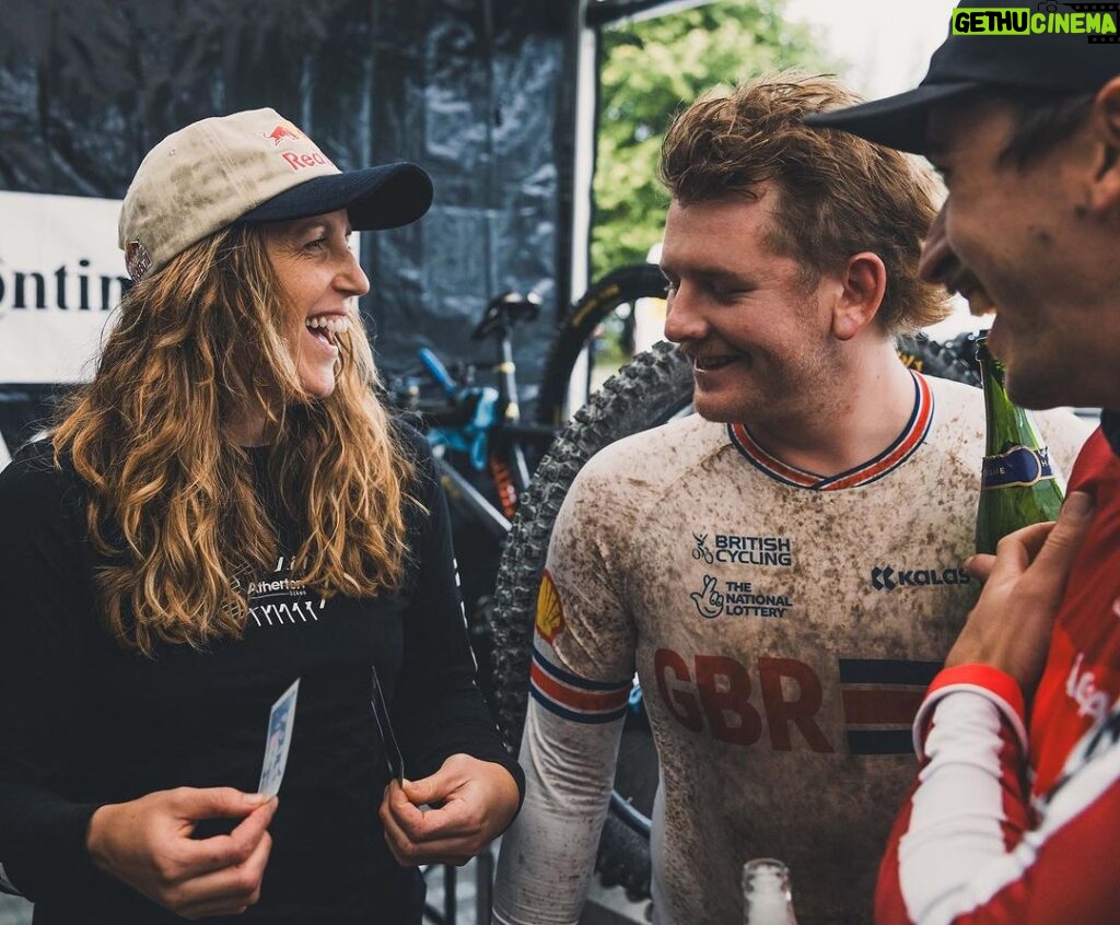 Rachel Atherton Instagram - 🖤 my heart says Yes but my body says No 😂 Saw the doc the other day after a scan on the shoulder & it wasn’t looking great in there 😮‍💨 poor shoulders have taken a lifetime of abuse & this left side is the side I had the Axillary nerve graft on after getting hit by the car in 2008, so it’s delicate anyway! 🚗 I wanted to do ANDORRA World Cup, but after the shoulder injury at Fort William it’s not feeling that great still , & I wasn’t at full strength anyway so to keep racing with an injury would just be frustrating & stupid. I’m so gutted, I wanted to keep racing whilst I’d made some progress training & felt the passion, but now the injuries, old & new , seem so stacked up & I don’t really know how to proceed!! Cheers to the @athertonracing crew, I miss you 🖤🖤🖤 @moonhead_media