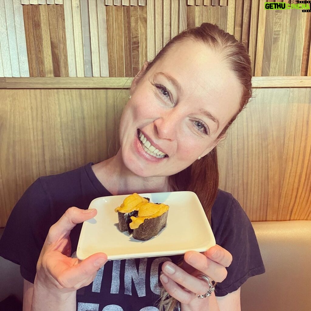 Rachel Nichols Instagram - Date-night with my dearest girl, @realspragueg, and a delicious serving of Uni at SugarFish. It was the best of times!