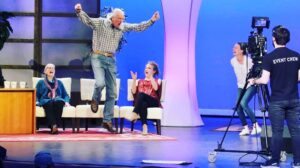Rachel Nichols Instagram - This picture says it all! It was an epic night of surprising my parents on @TheNiteShowME and it’s something we will never forget! Many thanks to Michael and Jennifer for capturing this image and an extra BIG thanks to Dan for making it all possible!