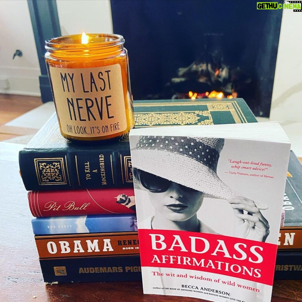 Rachel Nichols Instagram - Sometimes the “day-of-birth” is quite perfect (and joyously quiet). Candle and Badass Affirmations book credit: @hayleygenevievenichols - I never could’ve imagined having a better seeeeester!