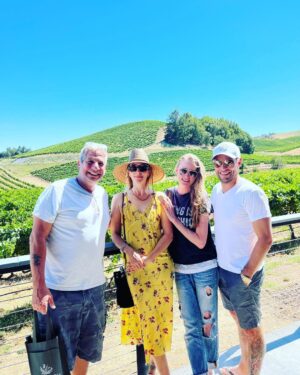 Rachel Nichols Instagram - We did it right. 
All the wine and great times. 
Forever friends and new ones, too.