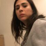 Rafael Vitti Instagram - 30 anos com carinha de 25. 😂😂 Te amo meu amor da minha vida. Feliz aniversário!!! Que possamos viver muitos e muitos anos de alegrias e vitórias juntos. Desejo tudo que há de melhor nesse mundo pra tu , minha gatona. Não Fica bolada com as imagens que eu escolhi pra esse post, pq quem ama posta e é isso que importa. 🫶🏼♥️ #AniverDoMozão #40daTata