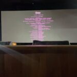 Rafael Vitti Instagram - Decidimos sair hoje!! em vez de cochilar em casa viemos fazer isso no cinema, nada planejado. Revezamos, cada um dormiu numa parte do filme , assim conseguimos contar um pro outro o que cada um perdeu. Um pouco de descanso, um pouco de lazer: é disso que papais e mamães trabalhadores precisam. 😴❤️ @tatawerneck