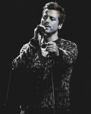 Raine Maida Instagram - First Raine+Chantal shows in a minute. can’t thank fans enough for their intense love & energy. response to shows is overwhelming. vibes in these theaters each night. transcendent. @rowanmaida opened. wow. distinct. true. artist. we are forever grateful. humbled by it all. New music soon. be safe during holidays . ♥️❤️🖤

📸 @jessedimeo @coreykellyimages 

#livemusic #duos #newartist