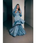 Raisa Andriana Instagram - Momen nyanyi Bahasa Kalbu x Bersinar. Udah lama banget ngga sih lagu Bersinar aku sampe ngafalin lagi bagannya 🤣 Dreaming in shades of blue gown by @yoss_bridal_couture 🩵 Makeup // @ferryfahrizal Hair // @ibaayy___ Styled // @elcofrebliaman Photo // @high_iso