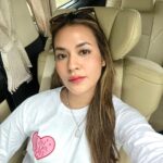 Raisa Andriana Instagram - @vivaplstn @katherinekarnadi shirt 🍉