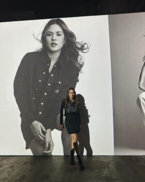 Raisa Andriana Instagram - In motion, in 3D #nowords #stillspeechless