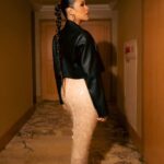 Raisa Andriana Instagram - Tiap weekend galau terus ndak bahaya tah? Thank youu semua yang udah nyanyi bareng di @goyanggempita semalem!! Makeup // @vagueskin Hair // @ibaayy___ Styled // @ivanteguhsantoso Photo // @high_iso Hotel Mulia Senayan, Jakarta