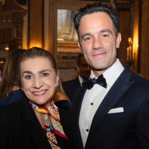 Ramin Karimloo Instagram - Dec 16, 2023 | @ceciliabartoli | @vjcoyle @amelia_milo |