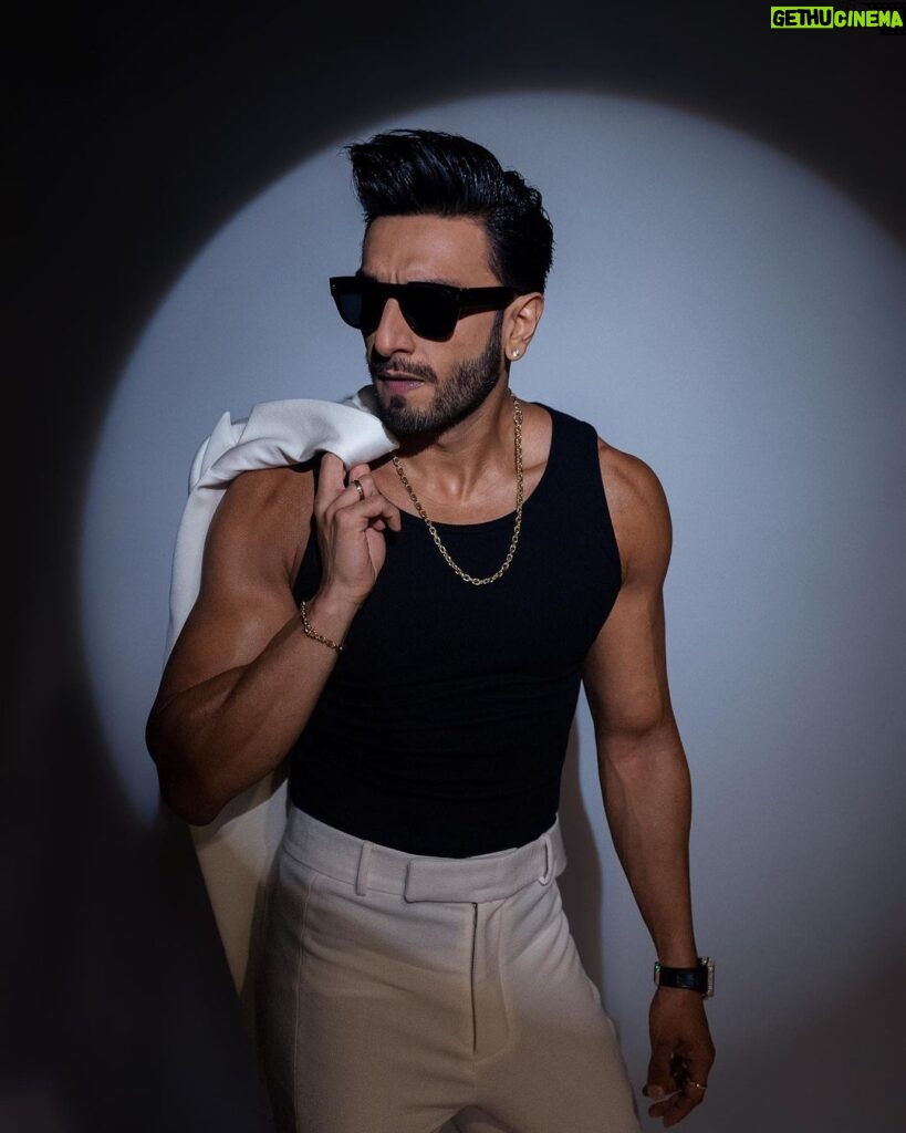 Ranveer Singh Instagram - 🤍 @tiffanyandco @franckmuller_mea