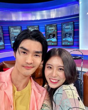 Rathanand Chanyachirawong Instagram - น้องฟ้อนมาเยี่ยมอากง ฝากซีรี่ส์ใหม่ของน้องด้วยน้า “เพื่อนผมมีมรดกเป็นโฮมสเตย์ครับ” เสาร์29กคนี้ เริ่องตอนแรก 4ทุ่ม ช่อง9กด30 แจ้ๆๆๆๆๆๆ #เพื่อนผมมีมรดกเป็นโฮมสเตย์ครับ #mcot #fondbnk48