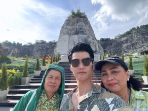 Rathanand Chanyachirawong Instagram - กลับมาอีกที สวยขึ้นกว่าเดิมอีก