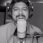 Ravi G Instagram - Home jam series - II My Favourite- No.35 Newyork Nagaram - Sillunu oru Kadhal Original credits :- Composer :- A R Rahman Singer :- A R Rahman Copy Rights owned by original composer / Audio Channel #arrahman #arr #ravig #artist #reelsinstagram #artistinstagram #homejamseries #lifeofamusician #tamil #chennai #musically #cover #love #Kollywood #tamilmusic #tamilreels #reels #reelsindia #tamilstatus #love #music #musician #surya #jothika #jillunuorukadhal #newyorknagaram #90s #jyotika