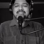 Ravi G Instagram - Home jam series - II My Favourite- No.30 Naan Varaithu Vaitha - Jayam kondan #vidyasagar #vinayrai #bhavna #hariharan #madhushree #ravig #artist #reelsinstagram #artistinstagram #homejamseries #lifeofamusician #tamil #chennai #musically #cover #love #kollywood #tamilmusic #tamilreels #reels #reelsindia #tamilstatus #love #kadhal #jayamkondan