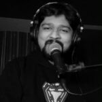 Ravi G Instagram - Home jam series - My Favourite- No.18 Gulmuhar malare - Majnu #ravig #réel #artist #reelsinstagram #artistinstagram #homejamseries #lifeofamusician #tamil #harris #harrisjayaraj #chennai #musically #cover #tamilsongs #hariharan #majnu #prashant