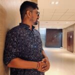 Ravi G Instagram - “If it doesn't challenge you, it doesn't change you.” Keep smiling and live your life to the fullest possible !! Its #challeya Trend 😎 Photo courtesy :- @rhythm_samm #lifelessons #instagram #love #photography #photooftheday #instadaily #fashion #art #photo #music #smile #happy #life #myself #india #comfortzone #ethnicwear #goodvibes