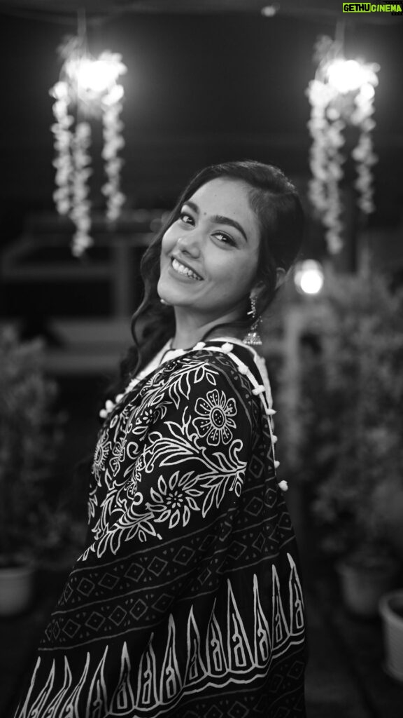 Rebecca Santhosh Instagram - beautiful @rebecca.santhosh 🧿❤ . . . . . #simplemakeup #simplemakeuplook #rebeccasanthosh❣ #thrissur #weddingmakeup #hinduweddingmakeup #muslimweddingmakeup #christianweddingmakeup #partymakeup #glassmakeup #glowmakeup