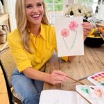 Reese Witherspoon Instagram - #OuibyYoplaitPartner Taking time for yourself is absolutely essential. Whether it’s a quick snack break with @ouibyyoplait, a short walk, or some time to dedicate to your @unicornspacelife, it’s so important to find those little moments throughout your day that fuel you and bring you joy. Show me how you #sayouitome ✨ @everodsky, you go first!