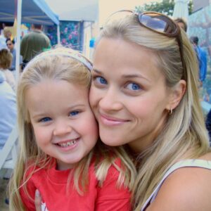 Reese Witherspoon Thumbnail - 1.2 Million Likes - Most Liked Instagram Photos