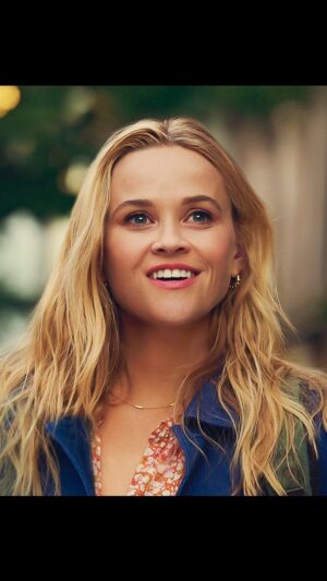 Reese Witherspoon Instagram - 🙋🏼 if your favorite genre is rom-com that gives you allll the feels. #YourPlaceOrMine premieres Feb. 10, only on @Netflix 🥰