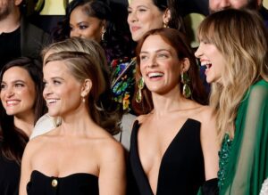 Reese Witherspoon Instagram - SURPRISE! Today is the day!!! The first 3 episodes of @daisyjonesandthesix are OUT NOW! 💛✨ Watching the team @hellosunshine bring this best-selling book by @tjenkinsreid to screens everywhere in this 10 episode series has been such a magical ride! 💫 So proud of this brilliant cast who became a REAL band through hours of hard work and endless practice... and this team of talented filmmakers who made 1970's LA come to life everyday. The costumes, the sets, the original music!! This kind of filmmaking magic doesn't happen everyday! So get ready for Daisy Jones, available TODAY on @primevideo!