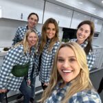 Reese Witherspoon Instagram - Matching flannel plaid jackets for the best glam team ever ! 💅🏻💋🎀Thanks for the perfect fall coat @draperjames 💙