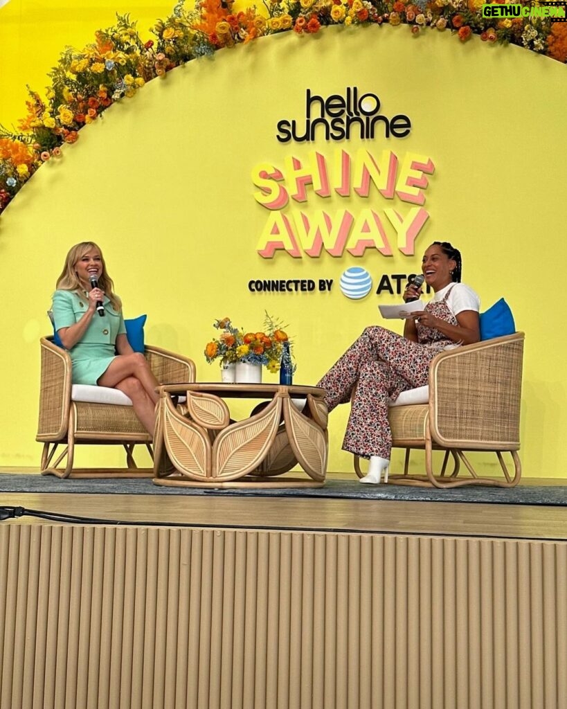 Reese Witherspoon Instagram - What an INCREDIBLE day our very first @hellosunshine Shine Away event was!!! ☀️☀️☀️ So many special, inspiring moments with all the amazing guests, speakers and attendees. THANK YOU so much to everyone who joined us!! Getting to watch women connect and empower each other was an absolute dream come true. When women stand together we can change the world ✨