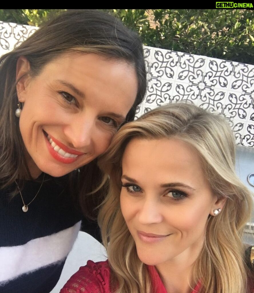 Reese Witherspoon Instagram - Happy Birthday to this true blue BFF! I 💗you @hwr75 .. you make every chapter of life more joyful because you always remind me to look at the flowers. 🌻💗