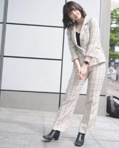 Reia Yonekura Instagram - @asknowasplus ライブでもお世話になった《asknowasplus》さんから素敵なお洋服を頂きました‪*ˊᵕˋ‬ チェックのセットアップかわいい〜🥺🫶🤍 ・ ・ ・ ・ #asknowasplus #セットアップ #チェック