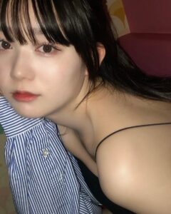 Reia Yonekura Instagram - ꒰ঌ🖤໒꒱