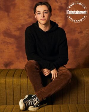 Reid Miller Instagram - Thanks @entertainmentweekly for having me 😉💚 @accusedfox @dramaclubfox #entertainmentweekly #entertainment #actor #accused #accusedonfox #fox