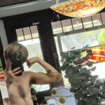 Reid Miller Instagram - Been workin out 🥊😤 a photo dump 😬 also property of @anacapturez ™️#workout #boxing #selfimprovement #summerbodyooooo