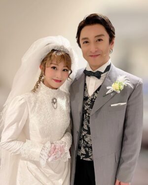 Reika Sakurai Instagram - ミュージカル『ジキル&ハイド』
無事全公演終了致しました✨
素晴らしい役者さん、スタッフさんの勇姿を毎日間近で見れたことで、
この作品でもまた大切なことを沢山学びました！
私ももっと大きくなるぞ！
ご観劇いただいた皆様、
応援して下さった皆様
ありがとうございました♡♡♡

#ジキルアンドハイド 
#ジキハイ
#石丸幹二 さん
#柿澤勇人 さん
#笹本玲奈 さん
#真彩希帆 さん
#石井一孝 さん
#上川一哉 さん
#栗原英雄 さん