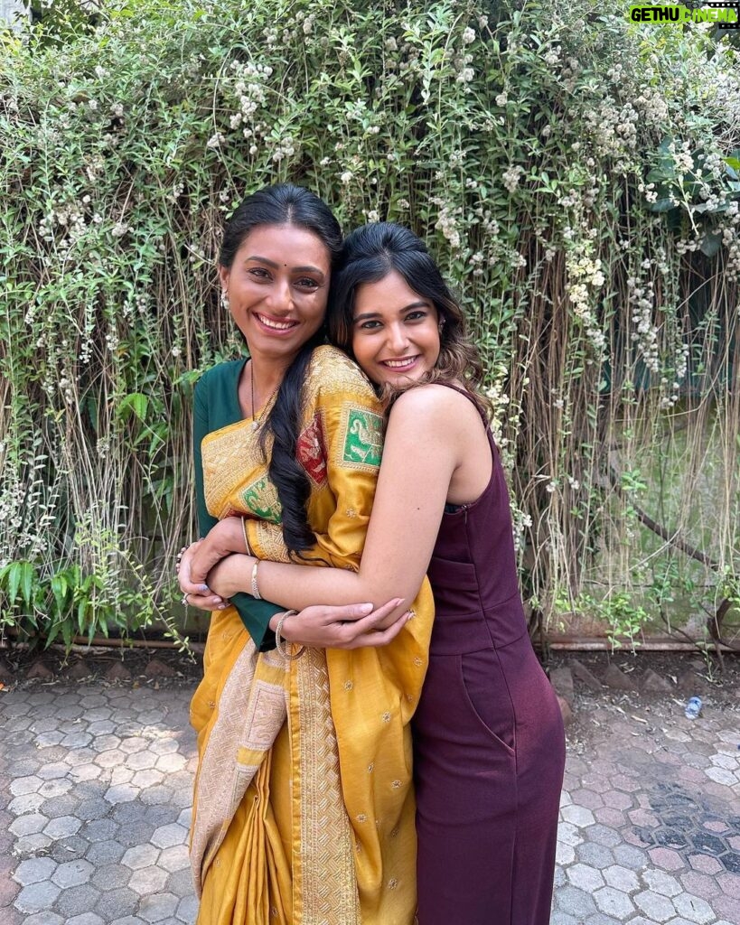 Reshma Shinde Instagram - Love love💗 @reshmashinde02 #rangmazavegala #starpravah #anushkapimputkar #kartiki #marathicelebs #marathicelebrity #celebrity #instagram #instagood #instamood #beingkartiki Mumbai, Maharashtra