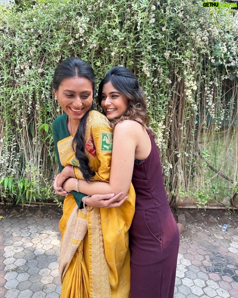 Reshma Shinde Instagram - Love love💗 @reshmashinde02 #rangmazavegala #starpravah #anushkapimputkar #kartiki #marathicelebs #marathicelebrity #celebrity #instagram #instagood #instamood #beingkartiki Mumbai, Maharashtra