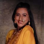 Reshma Shinde Instagram - ओजस्विता, आनंद आणि उत्साह यांचे सूचक असा आजचा रंग 'पिवळा'... #Navratri #Day4 #YellowColor #StarPravah Video Credit @tejasnerurkarr @reshmashinde02 @mumbaitimes @maharashtratimesonline