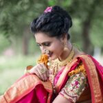 Reshma Shinde Instagram - Adorn yourself with shyness and armour yourself with Royalty🧡❤️🧡 . HMUA- @tejasvikadam_makeupartist shoot by- @portraitroom_ outfit- @designertanu_